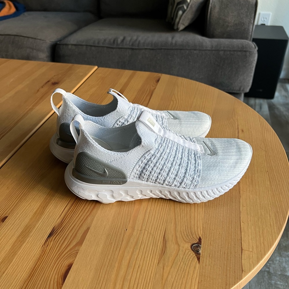 Nike React Phantom Run Flyknit 2